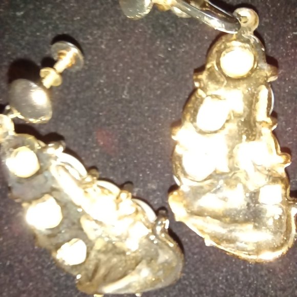 Vintage Mother of Pearl screwback earrings - Picture 4 of 6